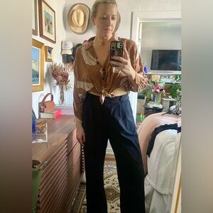 Feminine Lines Cropped Blouse